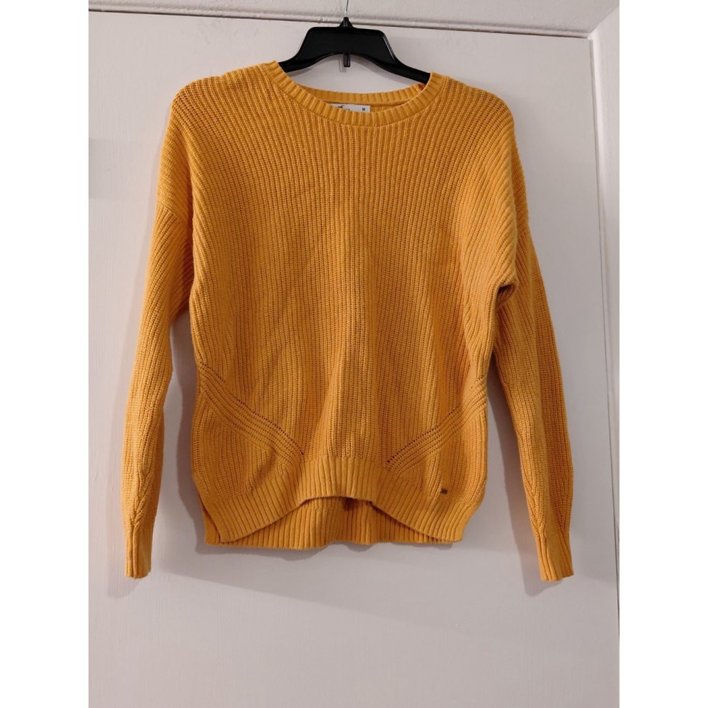 Ladies Yellow Hollister Pullover Knit Sweater Casual Size Medium Chunky Warm EUC